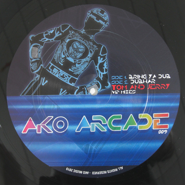 AKO150 009